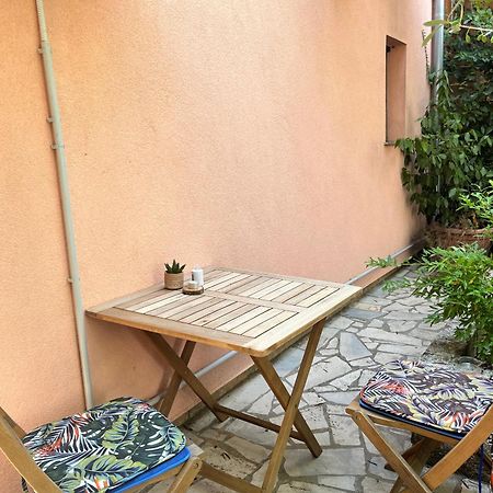 Biba Apartments Pula Bagian luar foto