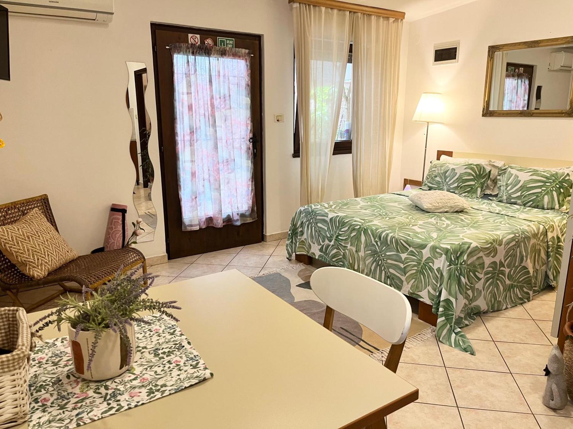 Biba Apartments Pula Bagian luar foto