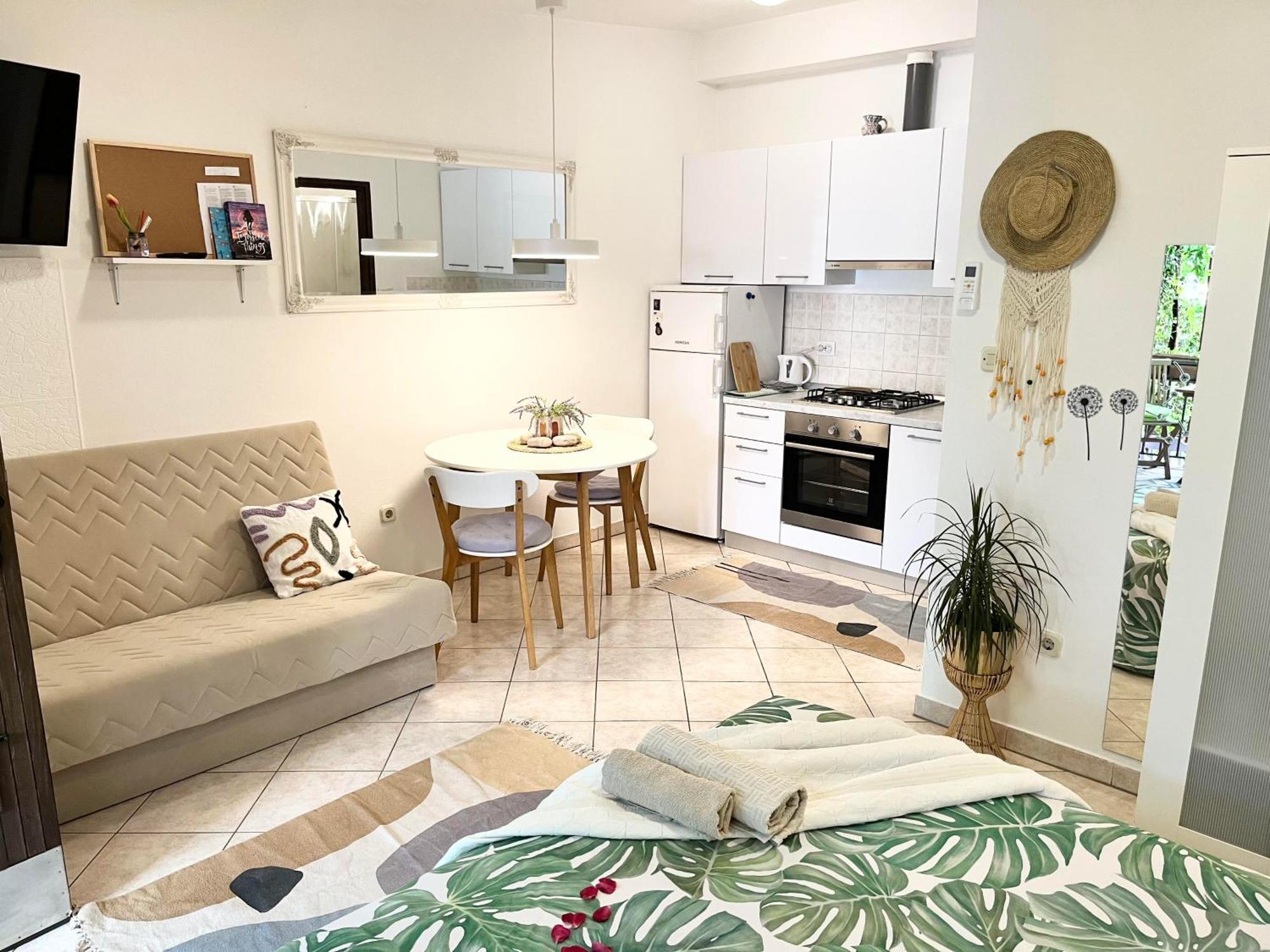 Biba Apartments Pula Bagian luar foto